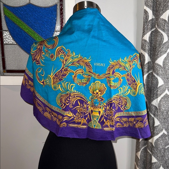 Gianni Versace Printed Cotton Beach Cover Up - Picture 2 of 7